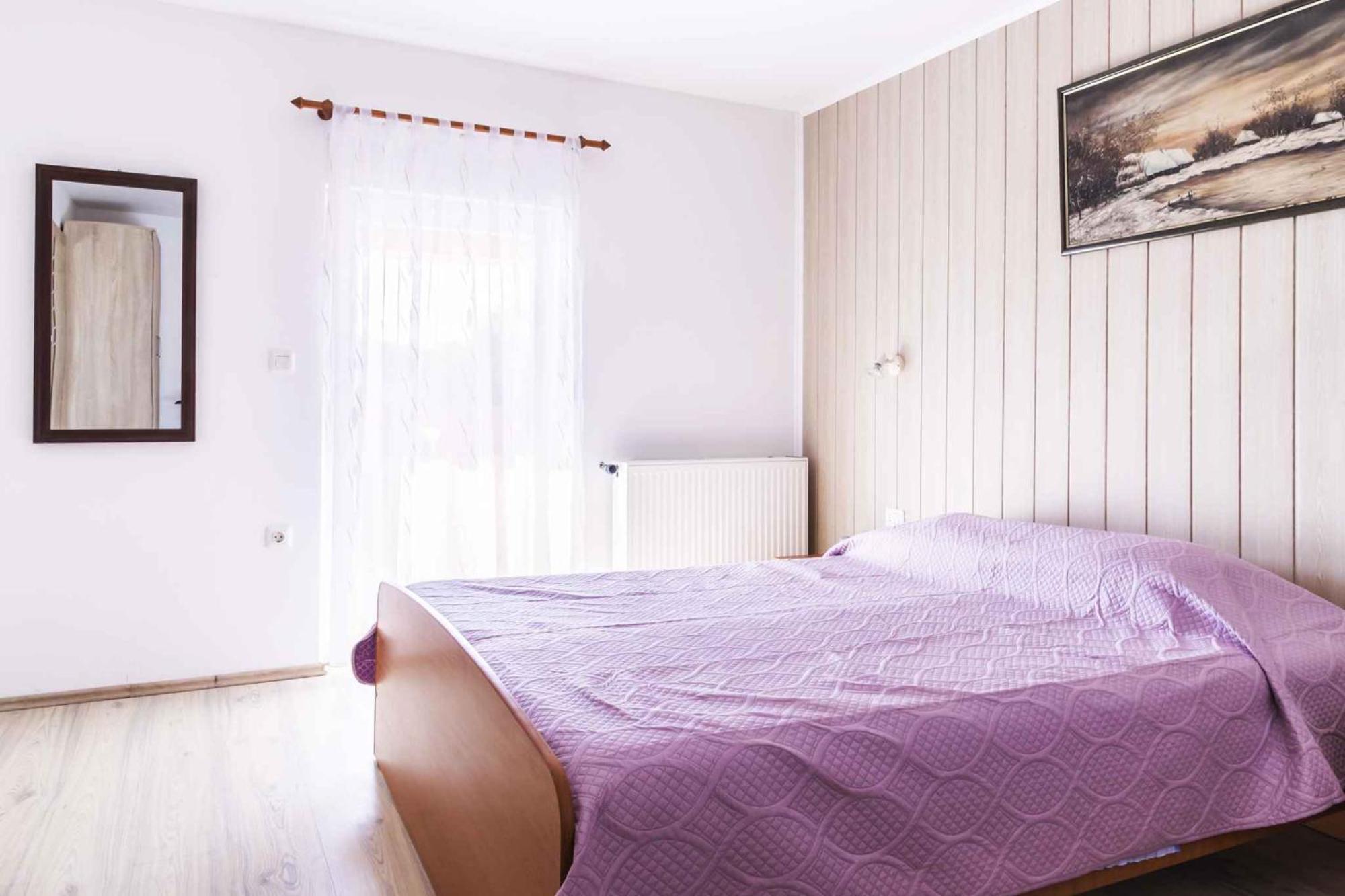 6 Apartment *